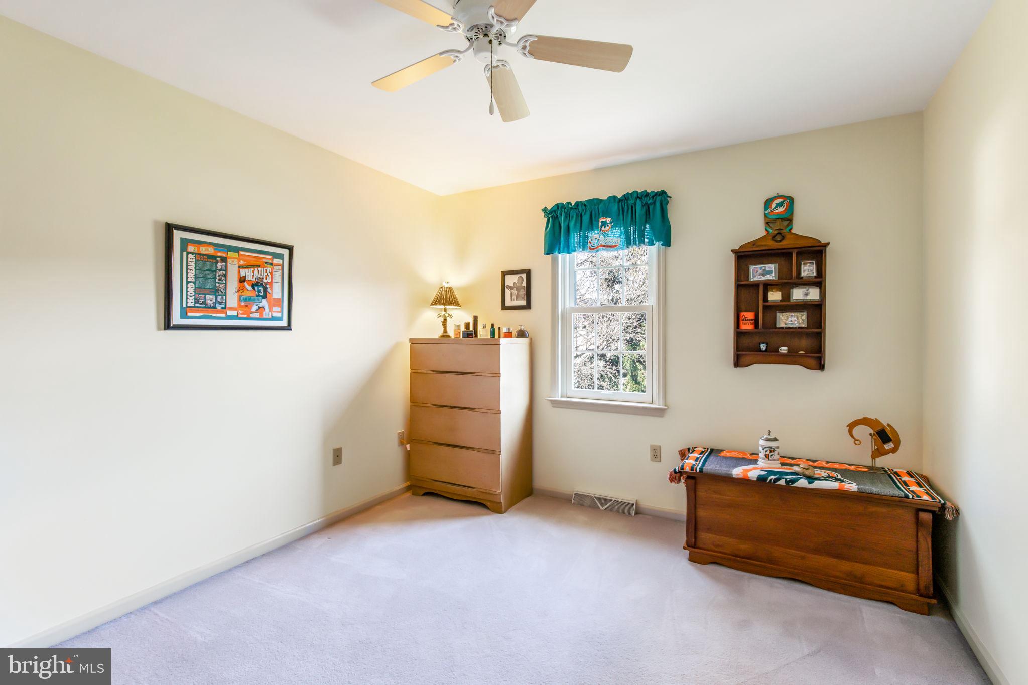 15 Alice Avenue Lititz, PA 17543 - Photo 25 of 40 Bedroom 3