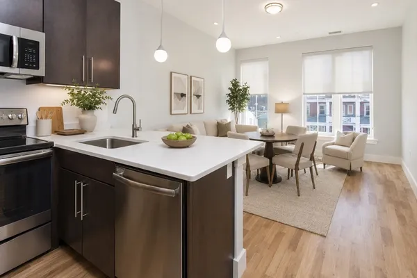 $3,101 | 13 West Central Street, Unit 9, Natick, MA 01760