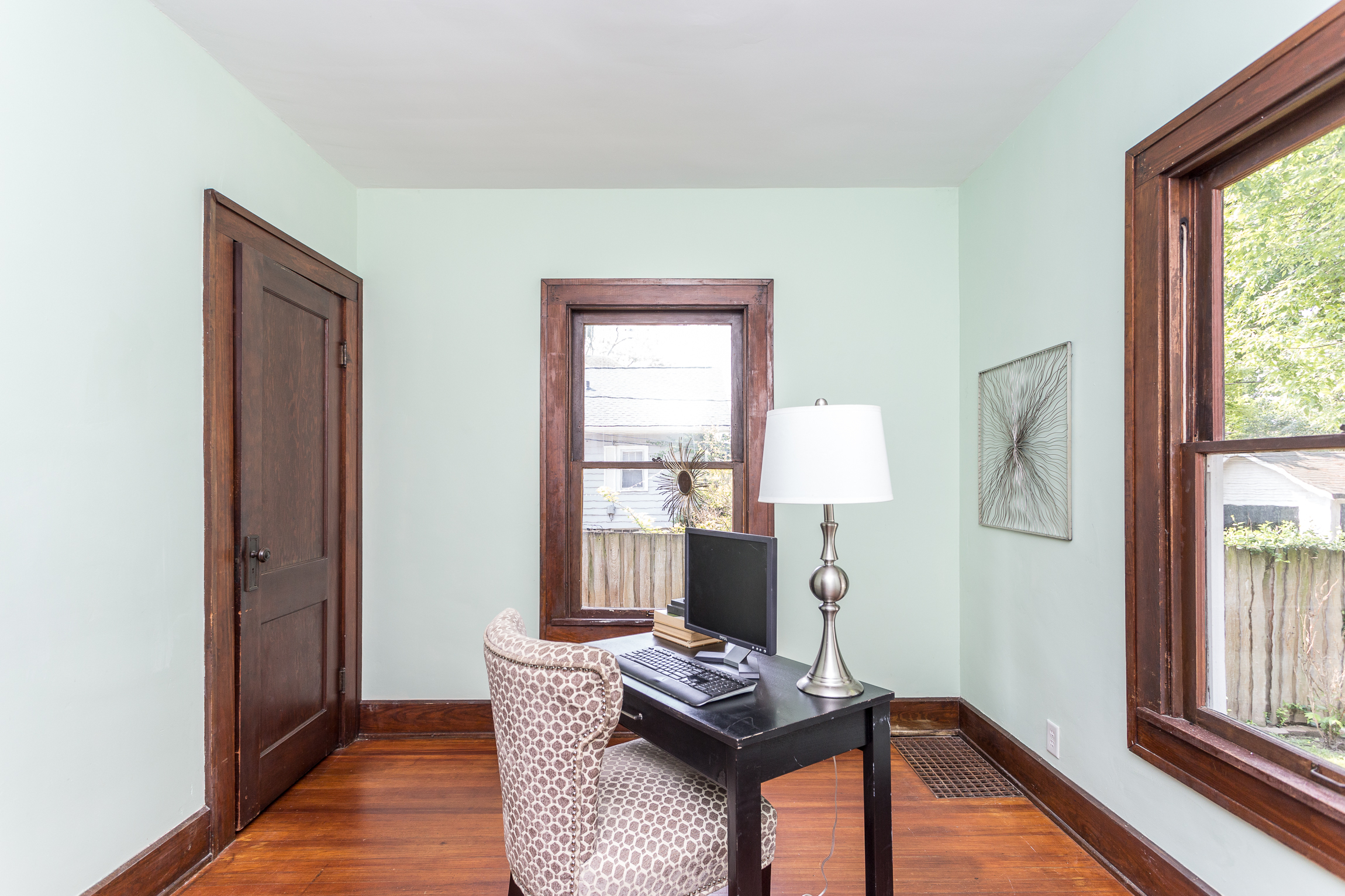 30 North Kenmore Road Indianapolis, IN 46219 - Photo 16 of 26 Gallery Image 16