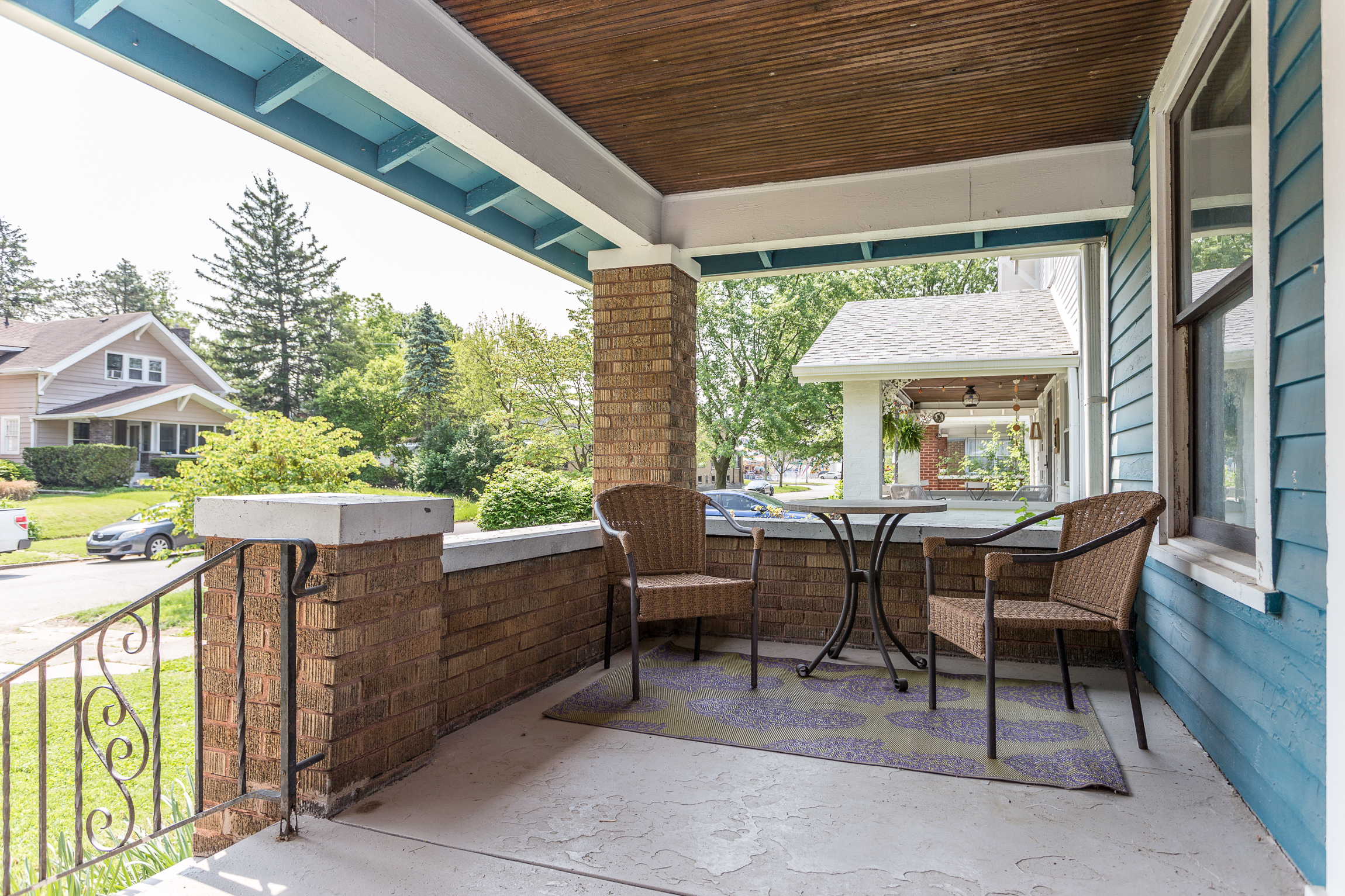 30 North Kenmore Road Indianapolis, IN 46219 - Photo 2 of 26 Gallery Image 2