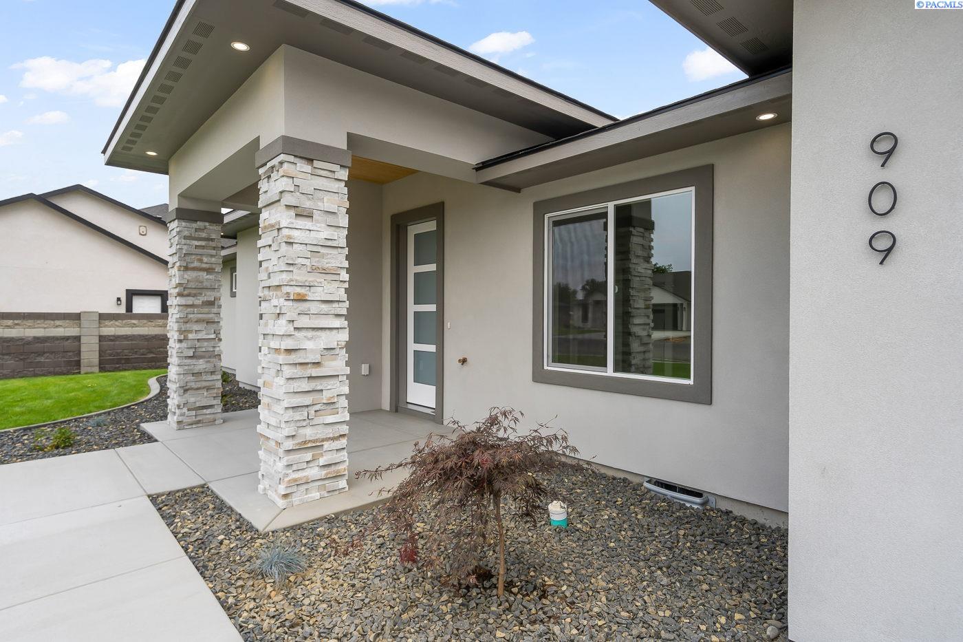 909 Rd 53rd Court Pasco, WA 99301 - Photo 3 of 35 Gallery Image 3