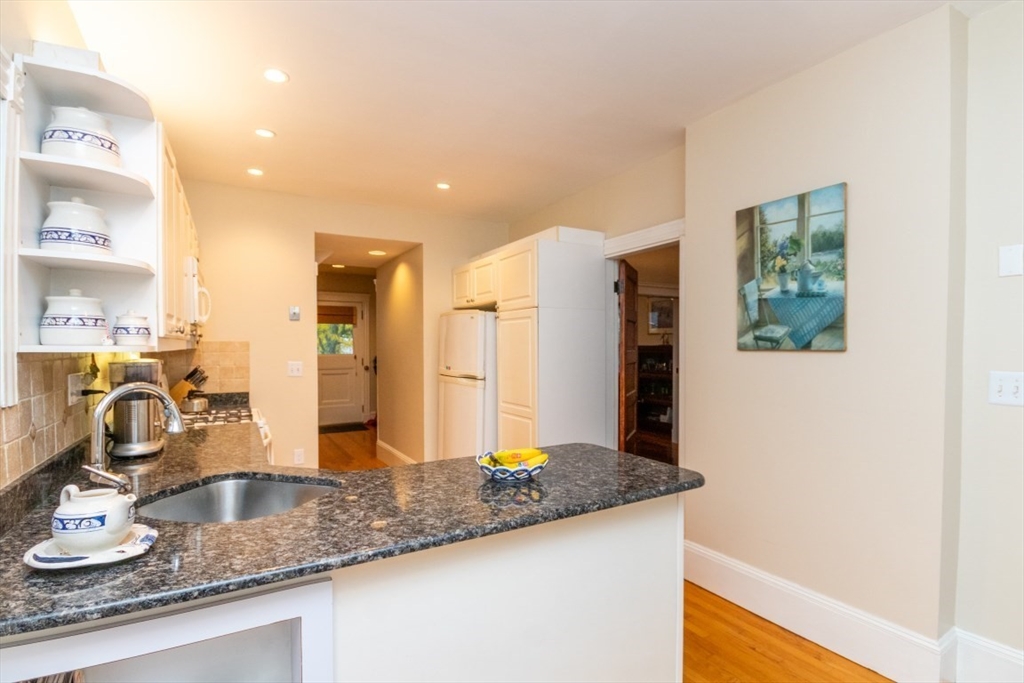46 Perham Street Boston, MA 02132 - Photo 6 of 42 Gallery Image 6