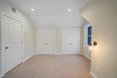 $609,000 | 10 Terry Place, Center Moriches, NY 11934