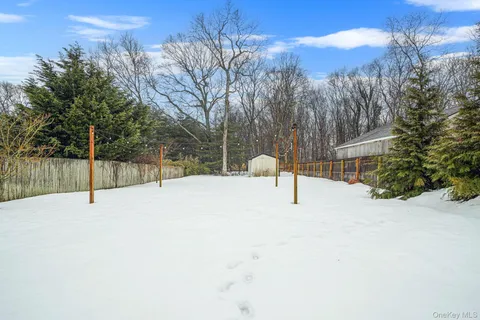 $609,000 | 10 Terry Place, Center Moriches, NY 11934