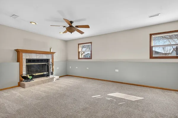 $340,000 | 3005 Art Schultz Drive, Plainfield, IL 60586