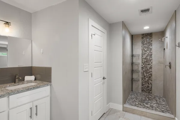 $3,200 | 4604 Bundyhill Drive, Austin, TX 78723