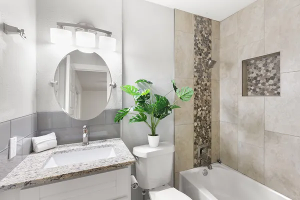 $3,200 | 4604 Bundyhill Drive, Austin, TX 78723