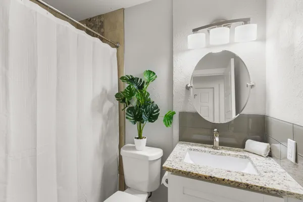 $3,200 | 4604 Bundyhill Drive, Austin, TX 78723