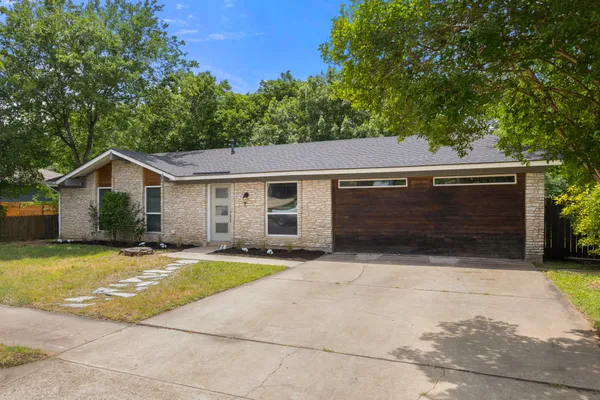 $3,200 | 4604 Bundyhill Drive, Austin, TX 78723