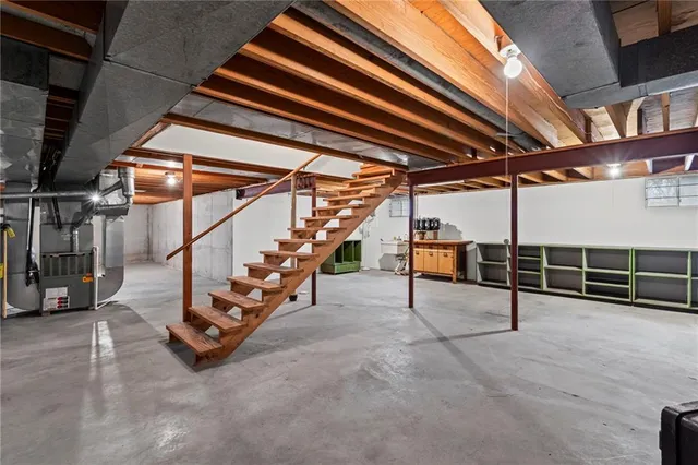 $395,000 | 111 West Oak Street, Warrensburg, MO 64093