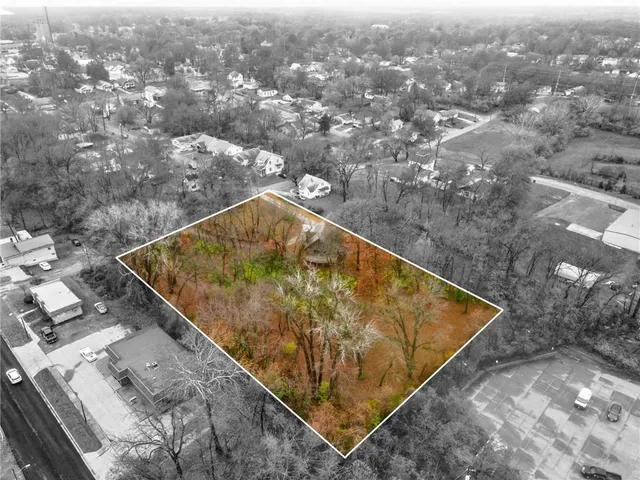 $395,000 | 111 West Oak Street, Warrensburg, MO 64093