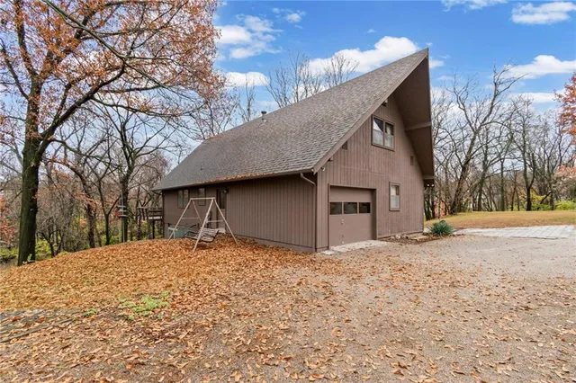 $395,000 | 111 West Oak Street, Warrensburg, MO 64093