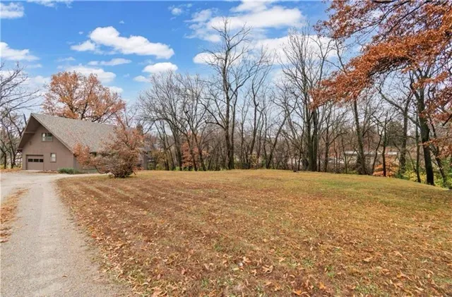 $395,000 | 111 West Oak Street, Warrensburg, MO 64093