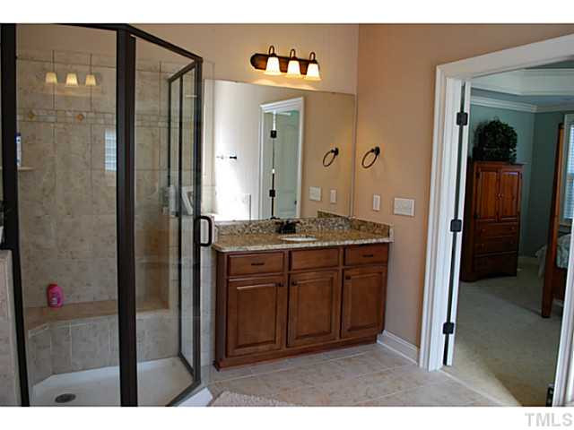 2726 Hidden Waters Circle Raleigh, NC 27614 - Photo 16 of 25 Master Bath/Spa