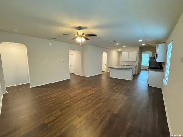 $2,300 | 3518 Copper River, Bulverde, TX 78163