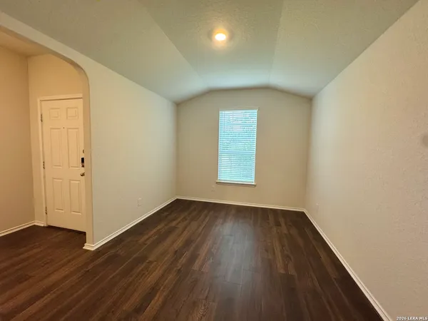 $2,300 | 3518 Copper River, Bulverde, TX 78163