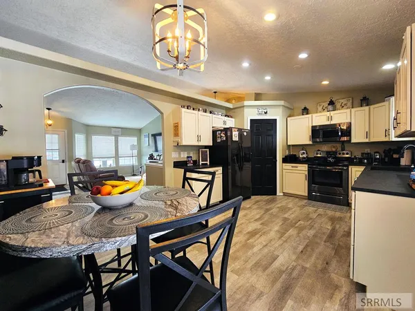 $479,000 | 2665 East 97th North, Idaho Falls, ID 83401