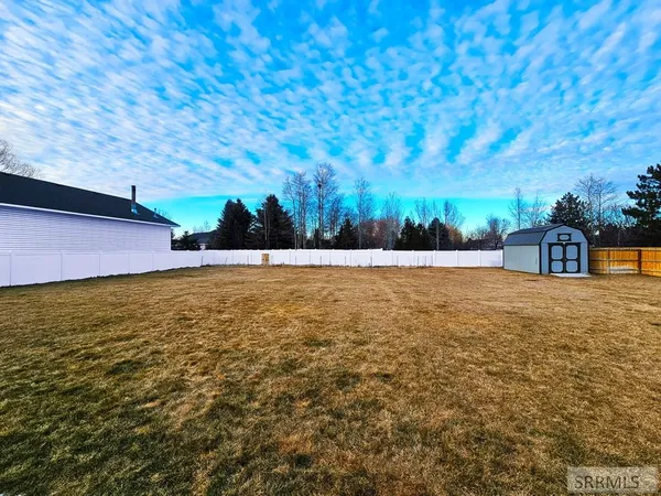 $479,000 | 2665 East 97th North, Idaho Falls, ID 83401