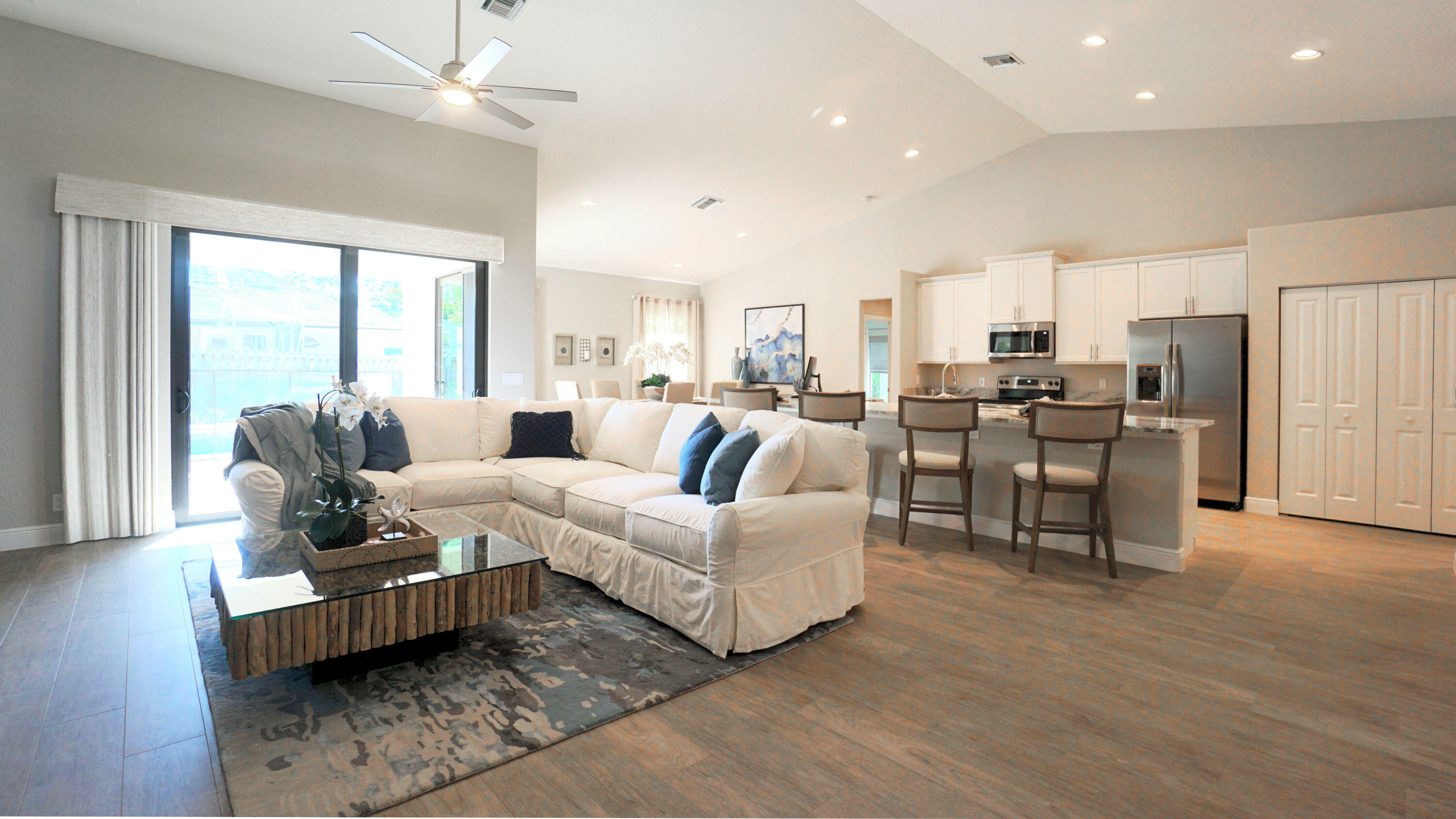 2951 sw Savona Blvd Interior 1__Stonewal