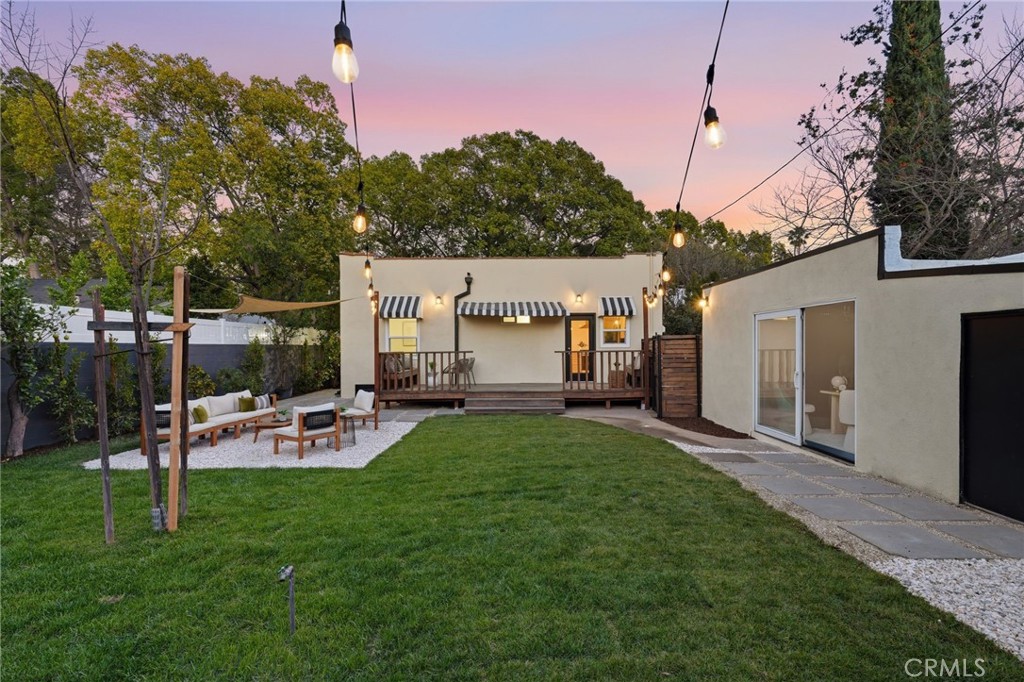 829 North Valley Street Burbank, CA 91505 - Photo 3 of 58 a view of a backyard with sitting area and tree