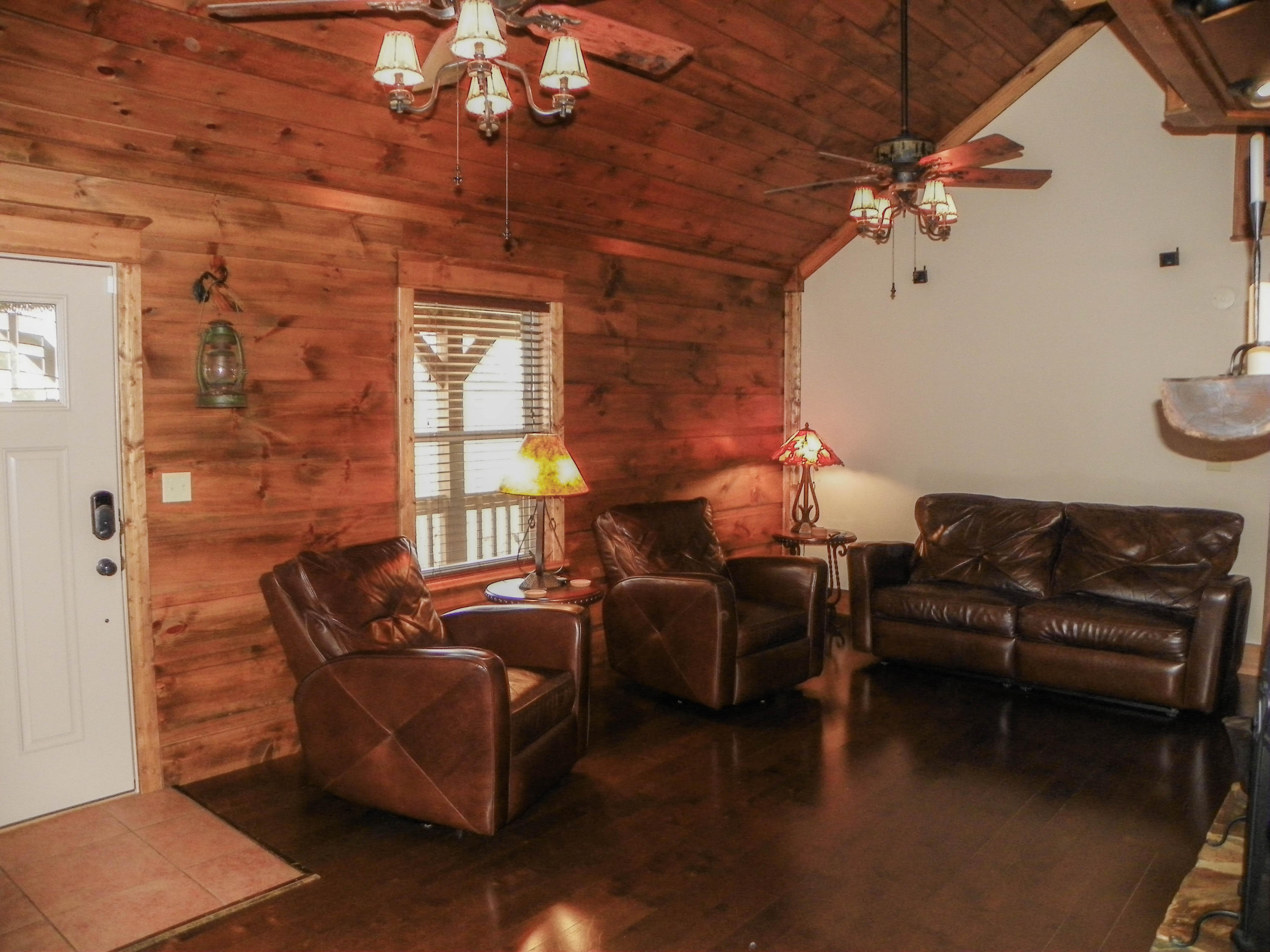 3041 Hardy Road White Pine, TN 37890 - Photo 10 of 40 103_5131