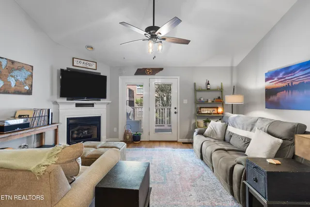 $439,999 | 705 Lower Pond Way, Knoxville, TN 37920