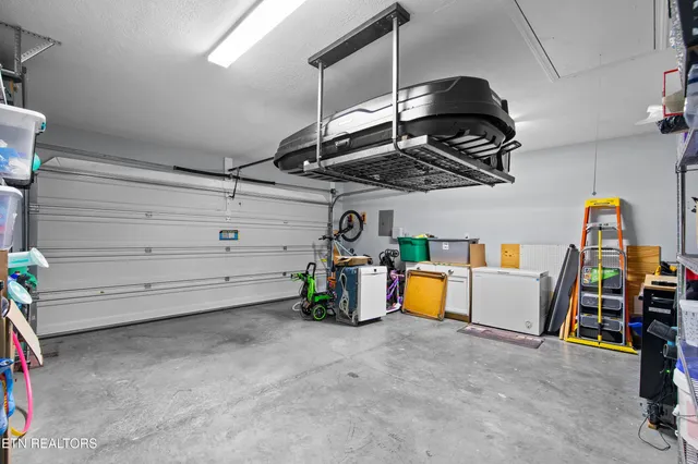 $439,999 | 705 Lower Pond Way, Knoxville, TN 37920