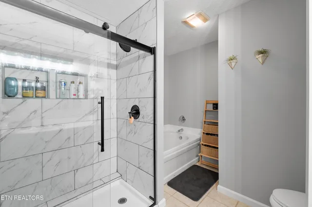 $439,999 | 705 Lower Pond Way, Knoxville, TN 37920