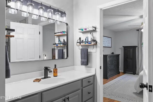 $439,999 | 705 Lower Pond Way, Knoxville, TN 37920