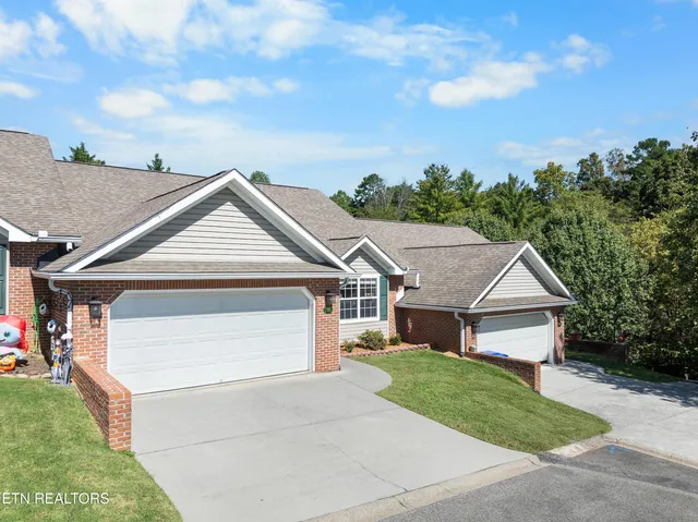 $439,999 | 705 Lower Pond Way, Knoxville, TN 37920