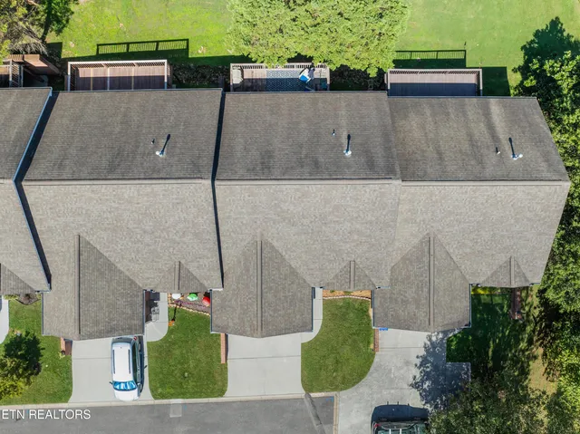 $439,999 | 705 Lower Pond Way, Knoxville, TN 37920