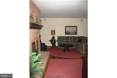 2121 Pot Spring Road Lutherville-Timonium, MD 21093 - Photo 14 of 20 Family Room