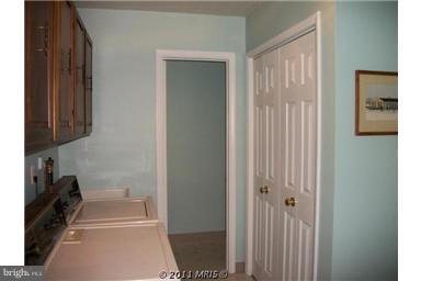 2121 Pot Spring Road Lutherville-Timonium, MD 21093 - Photo 10 of 20 Interior (General)