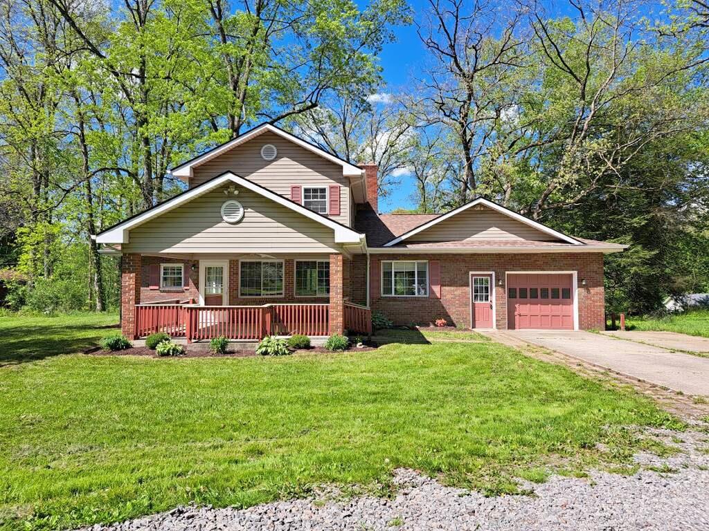 206 Lakewood Road New Castle, PA 16101 - Photo 1 of 16 Gallery Image 1