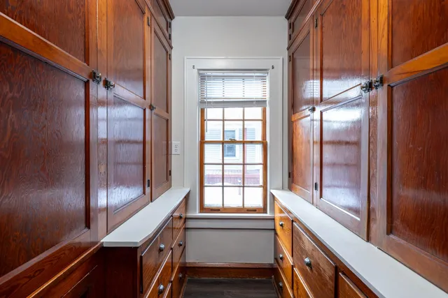 $319,900 | 137 West Foster Street, Appleton, WI 54915