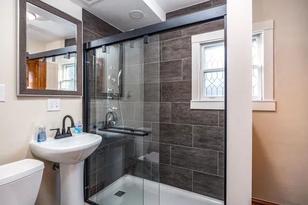 $319,900 | 137 West Foster Street, Appleton, WI 54915