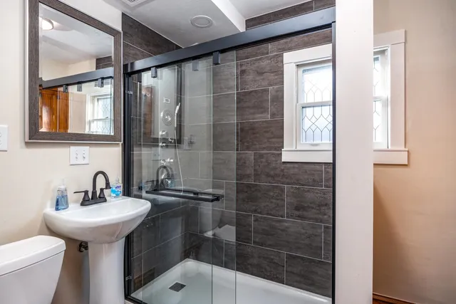 $319,900 | 137 West Foster Street, Appleton, WI 54915