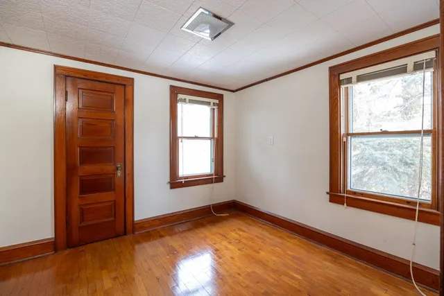 $319,900 | 137 West Foster Street, Appleton, WI 54915