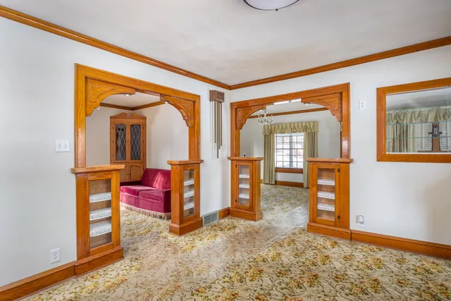 $319,900 | 137 West Foster Street, Appleton, WI 54915