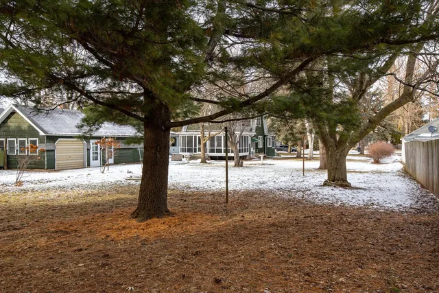 $319,900 | 137 West Foster Street, Appleton, WI 54915