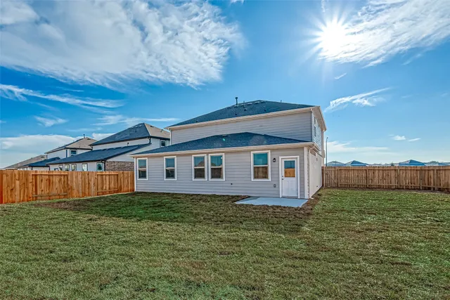 a house view with a outdoor space