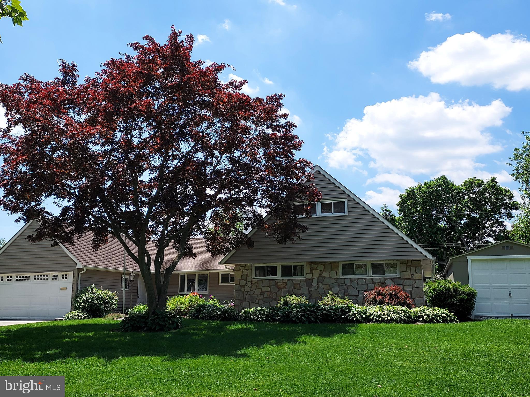 45 Seckelpear Road Levittown, PA 19056 - Photo 2 of 59 Gallery Image 2