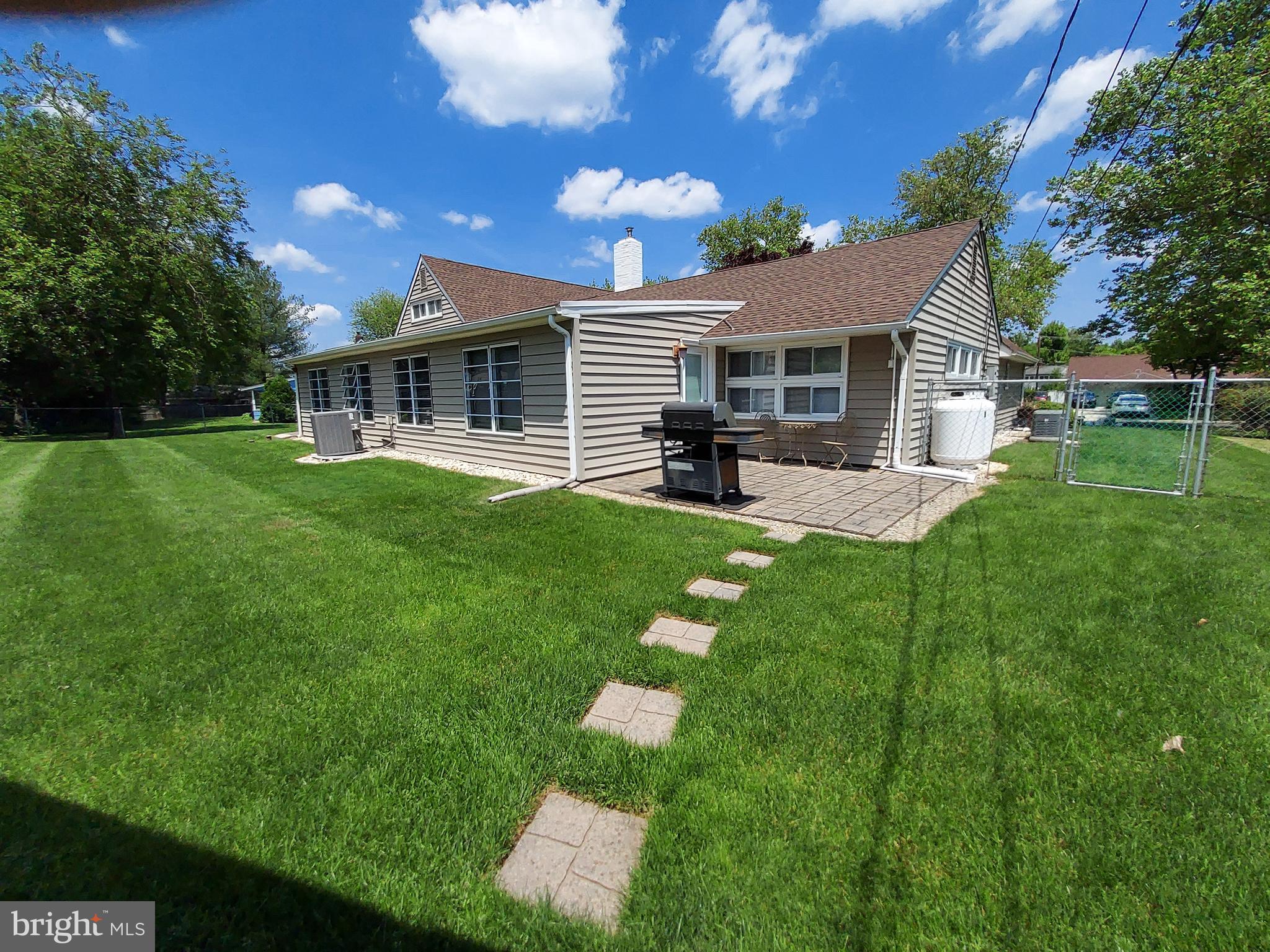 45 Seckelpear Road Levittown, PA 19056 - Photo 52 of 59 Back yard