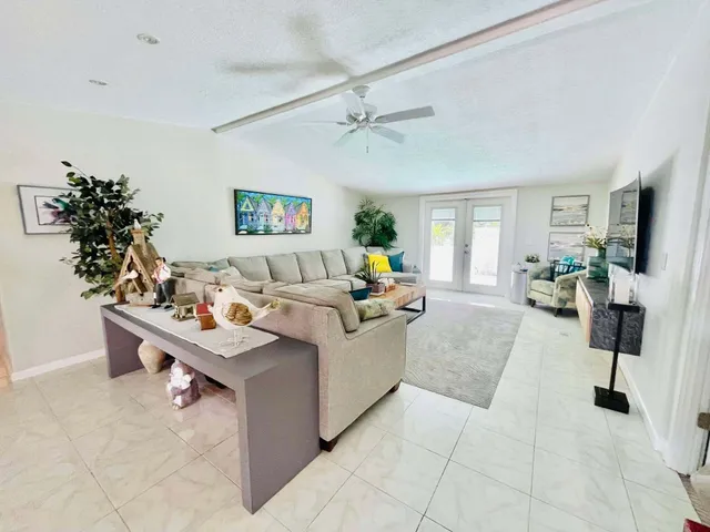 $320,000 | 5705 Northeast 3rd Lane, Okeechobee, FL 34974