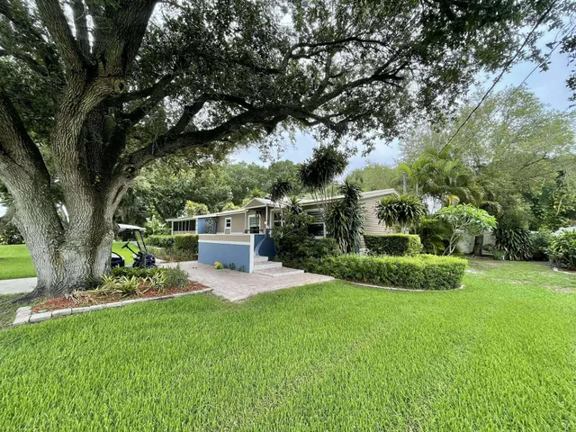 $320,000 | 5705 Northeast 3rd Lane, Okeechobee, FL 34974