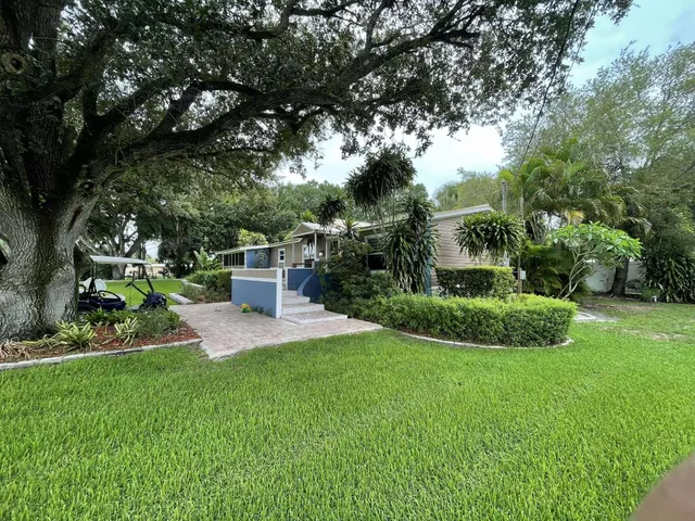 $320,000 | 5705 Northeast 3rd Lane, Okeechobee, FL 34974