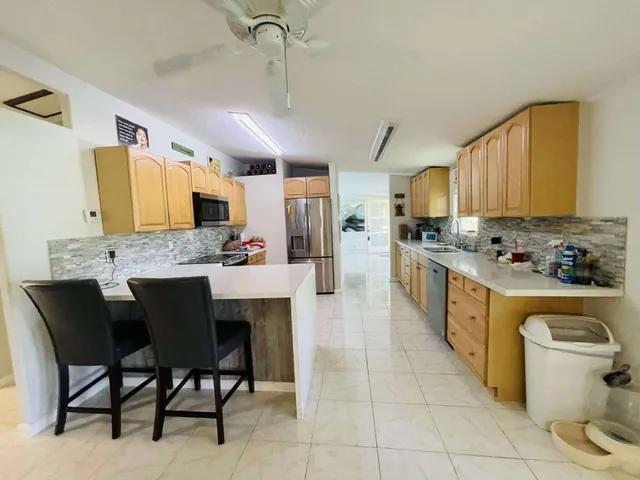 $320,000 | 5705 Northeast 3rd Lane, Okeechobee, FL 34974