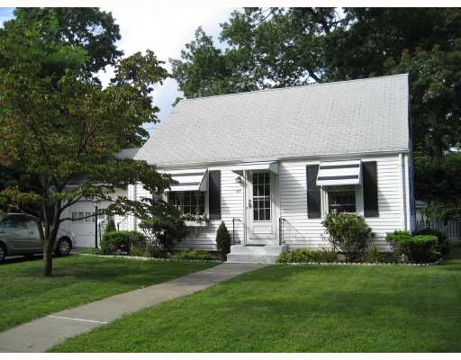 67 Haverford Road Warwick, RI 02886 - Photo 1 of 8 Exterior Front.