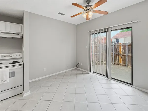 $270,000 | 214 Samuel Boulevard, Unit 1H, Coppell, TX 75019