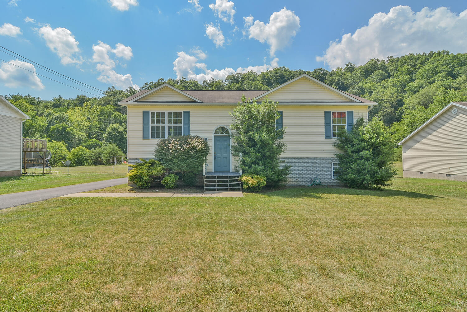 421 South Austin Springs Road Johnson City, TN 37601 - Photo 1 of 22 TRB_7731